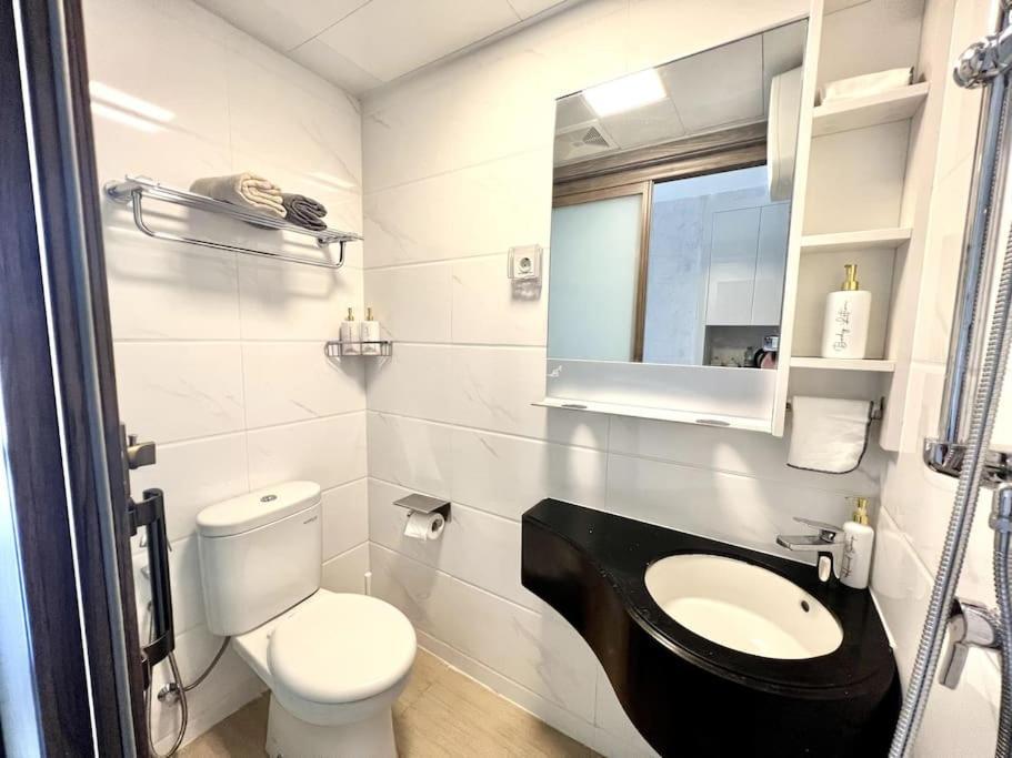 Dayinn, Skyhouse Bsd Lux And Homey Studio, Near Aeon Bsd And Ice Bsd Cilenggang Esterno foto