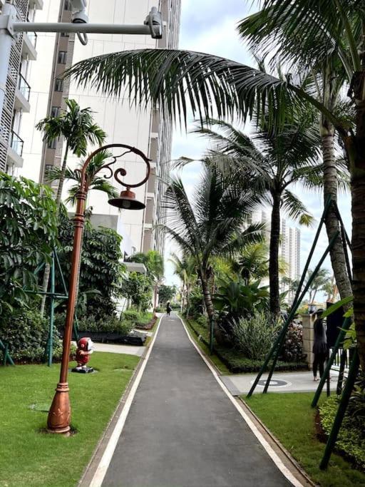 Dayinn, Skyhouse Bsd Lux And Homey Studio, Near Aeon Bsd And Ice Bsd Cilenggang Esterno foto
